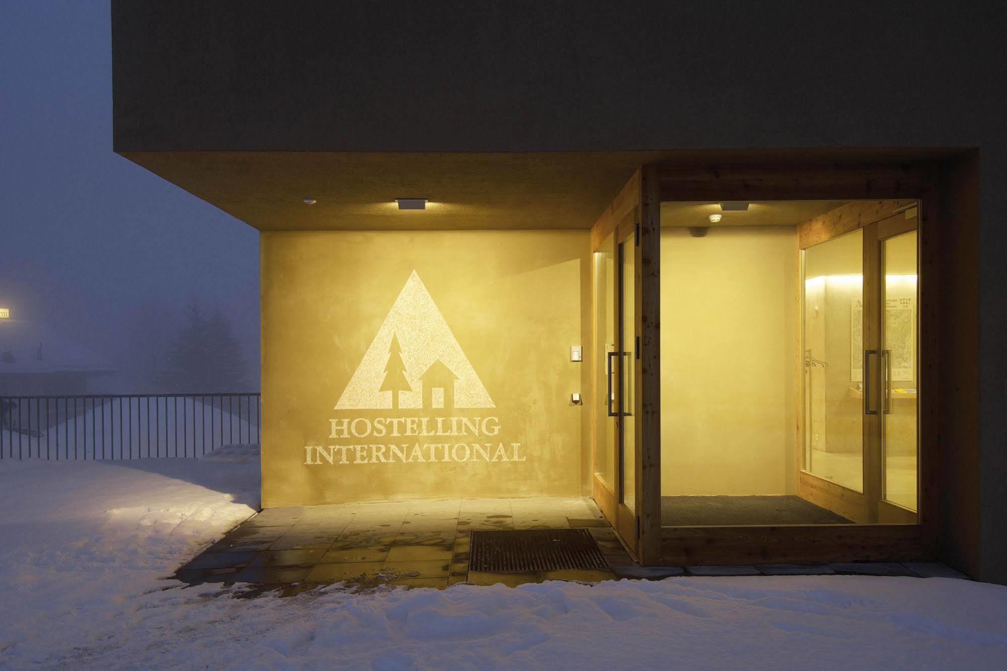 Scuol Youth Hostel Eksteriør bilde